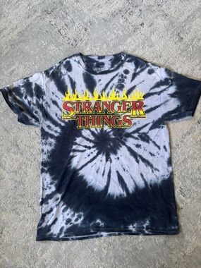 Netflix Stranger Things Black & White Tie-Dye Short Sleeve Tee